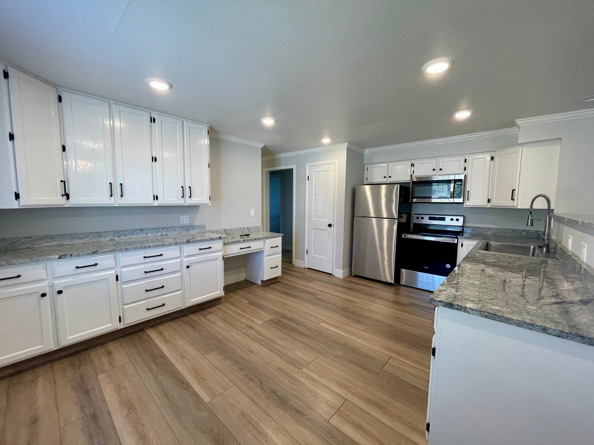 Centerville House: 164 E 1250 N