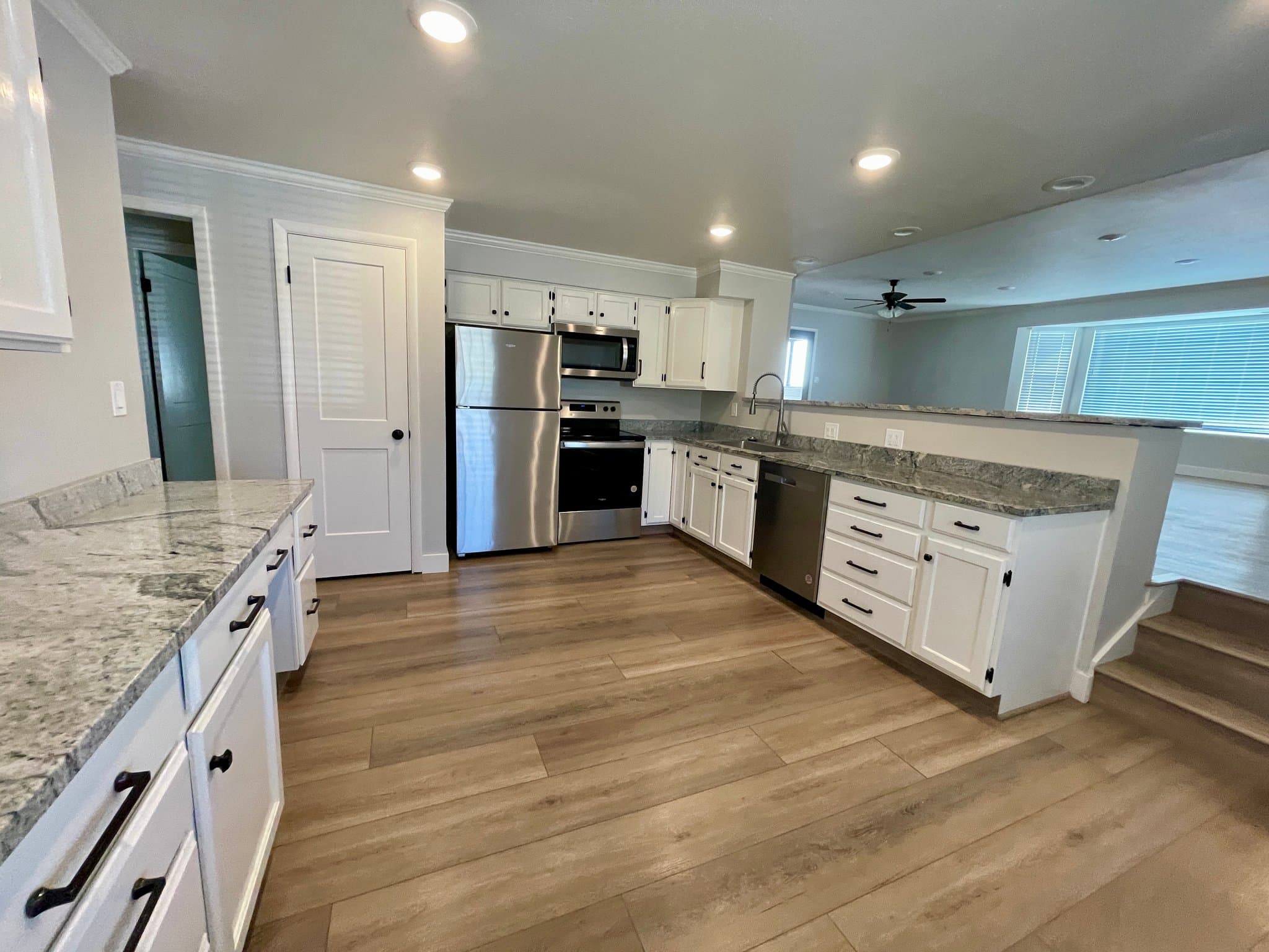Centerville House: 164 E 1250 N
