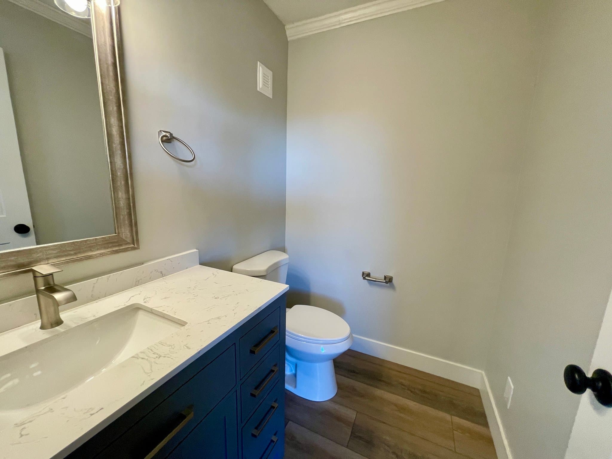 Centerville House: 164 E 1250 N