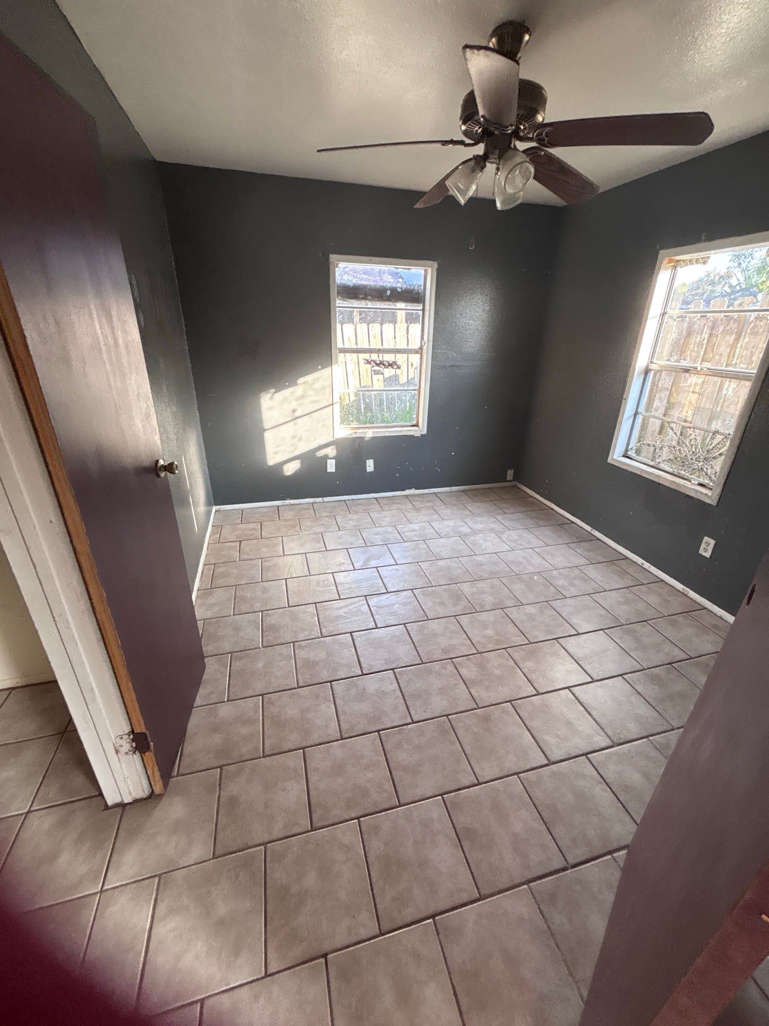 Odem House: 102 San Diego St