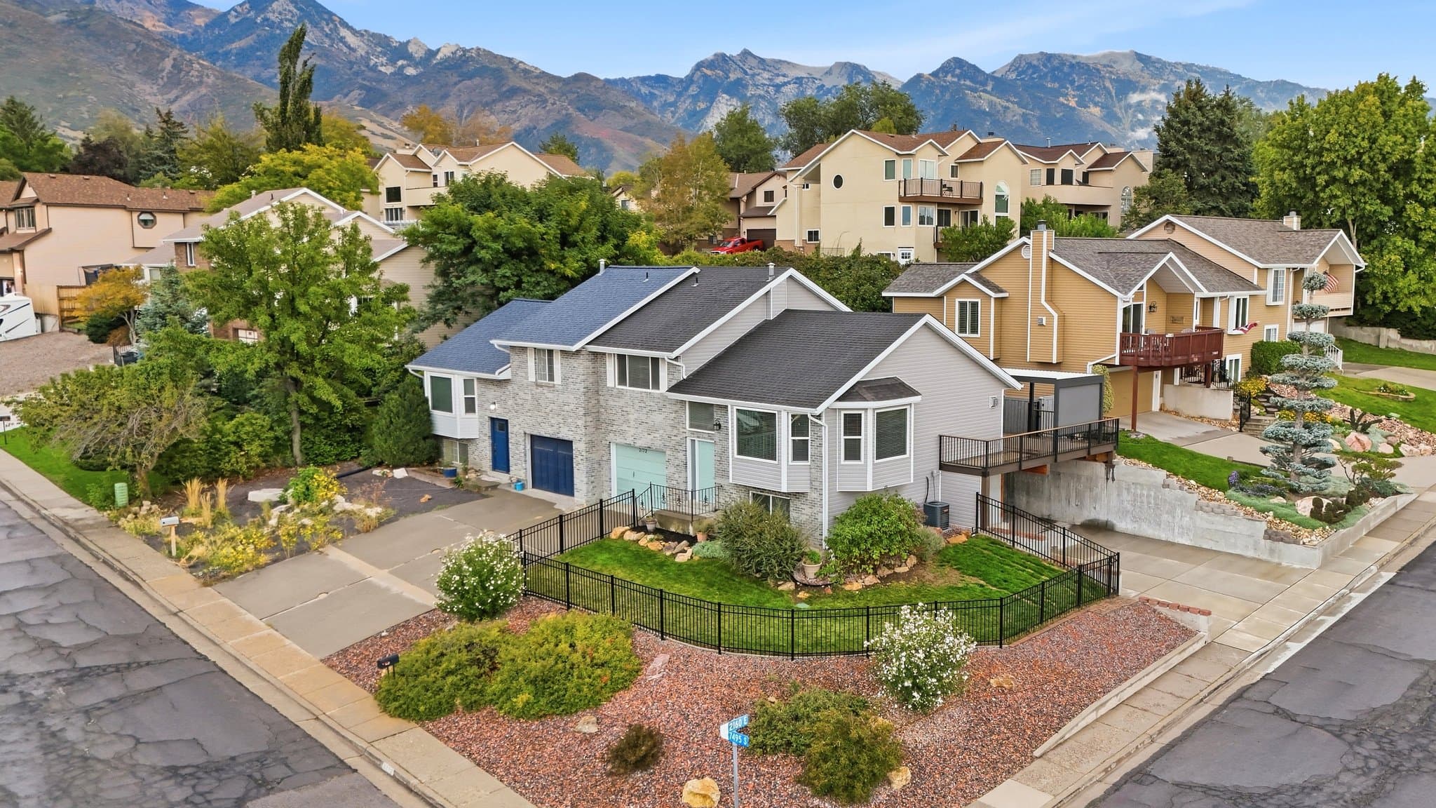 Cottonwood Heights House: 2172 E. 7495 S.
