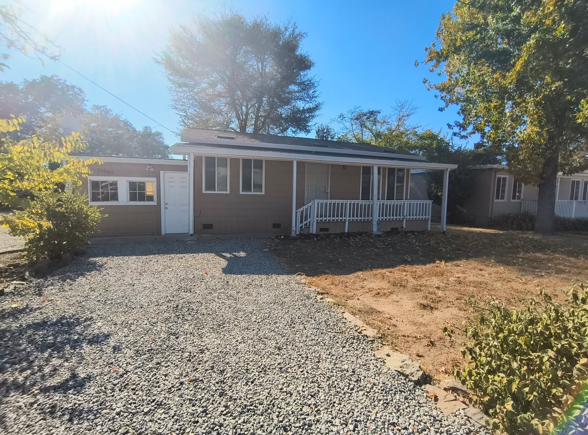 Gilroy House: 11705 Foothill Ave