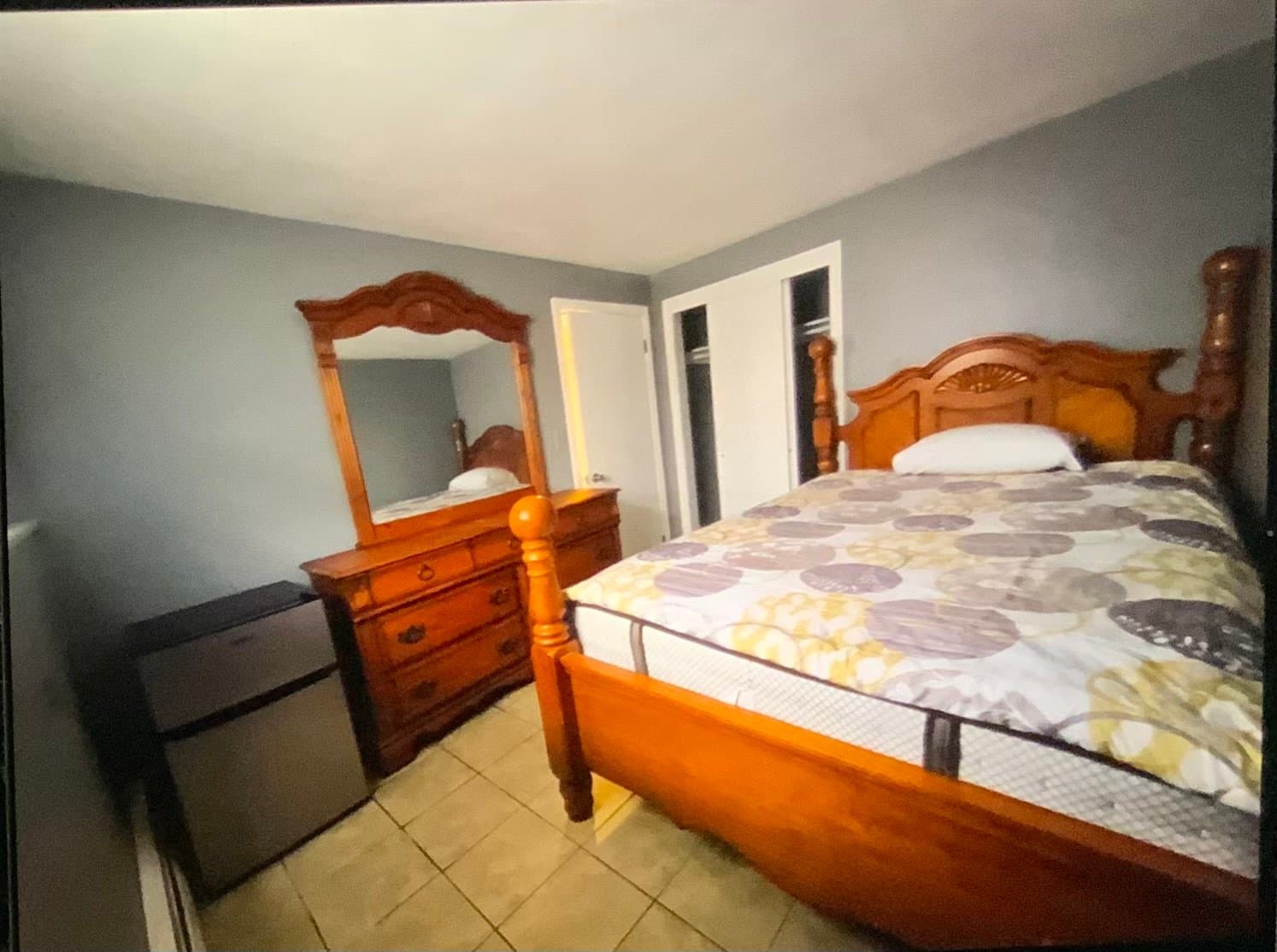 Brockton Single Room: 16 Irving ave