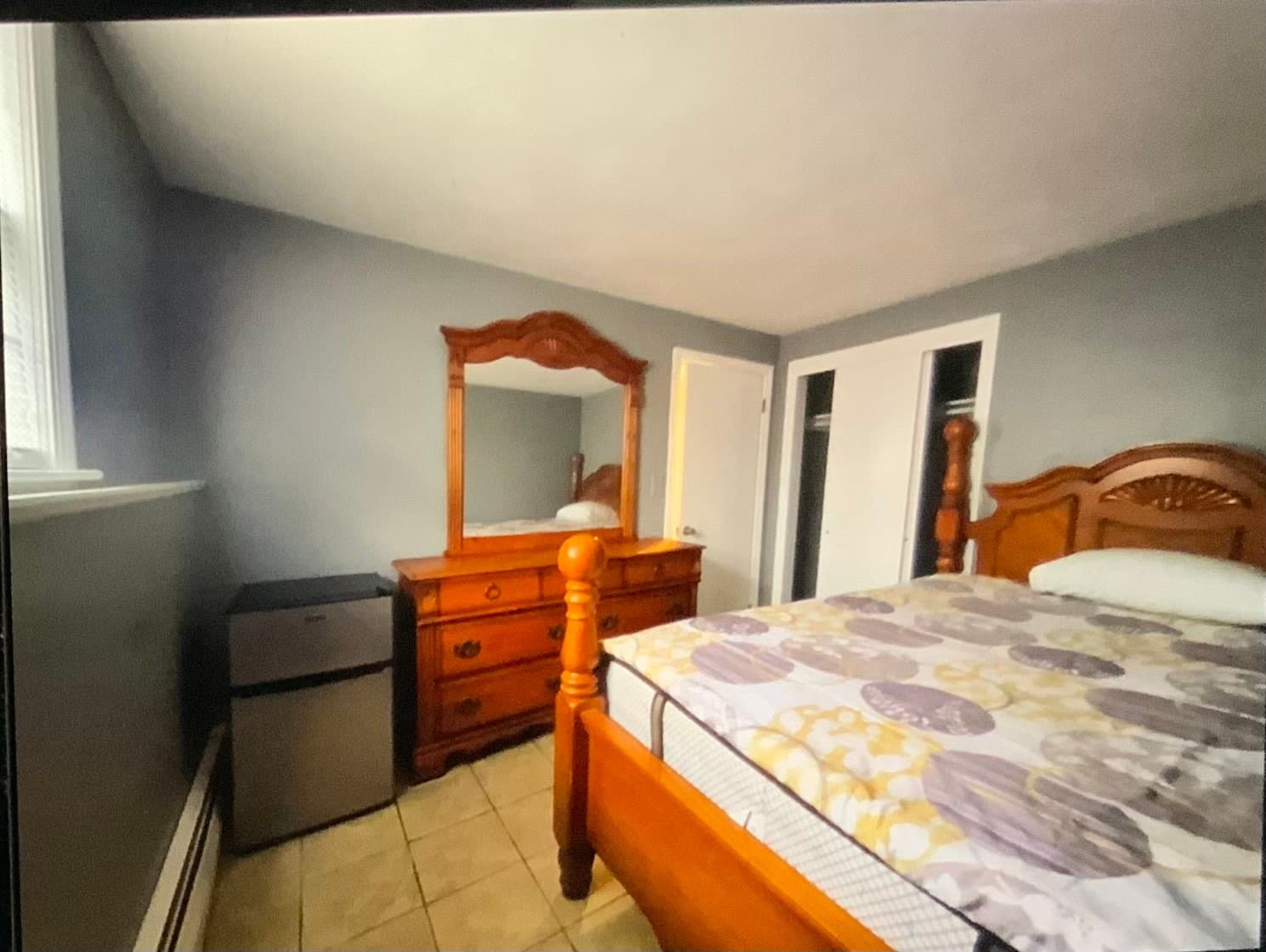 Brockton Single Room: 16 Irving ave