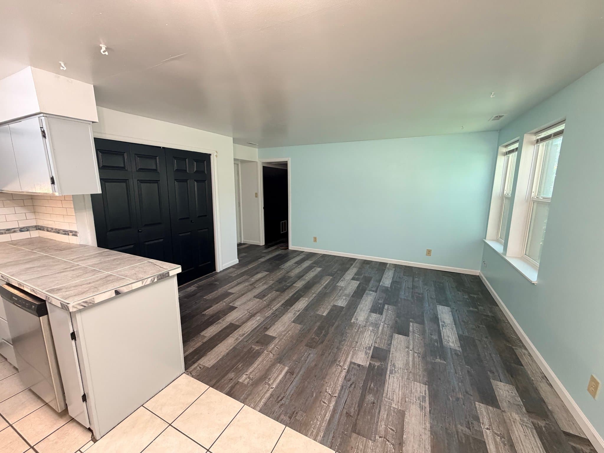 Ogden Apartment: 4564 Harrison Blvd