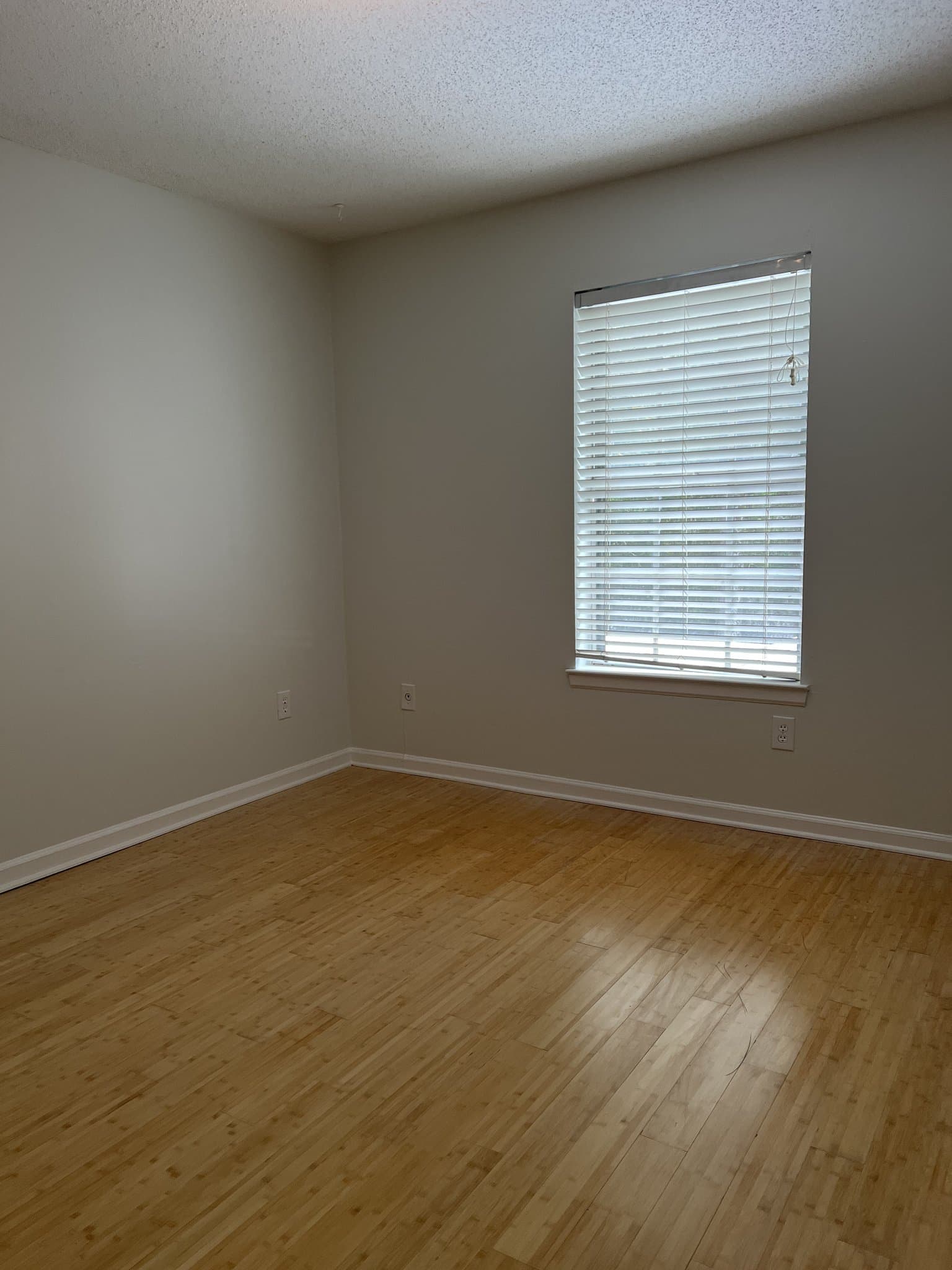 Germantown Condo: 1939 Vienna Way
