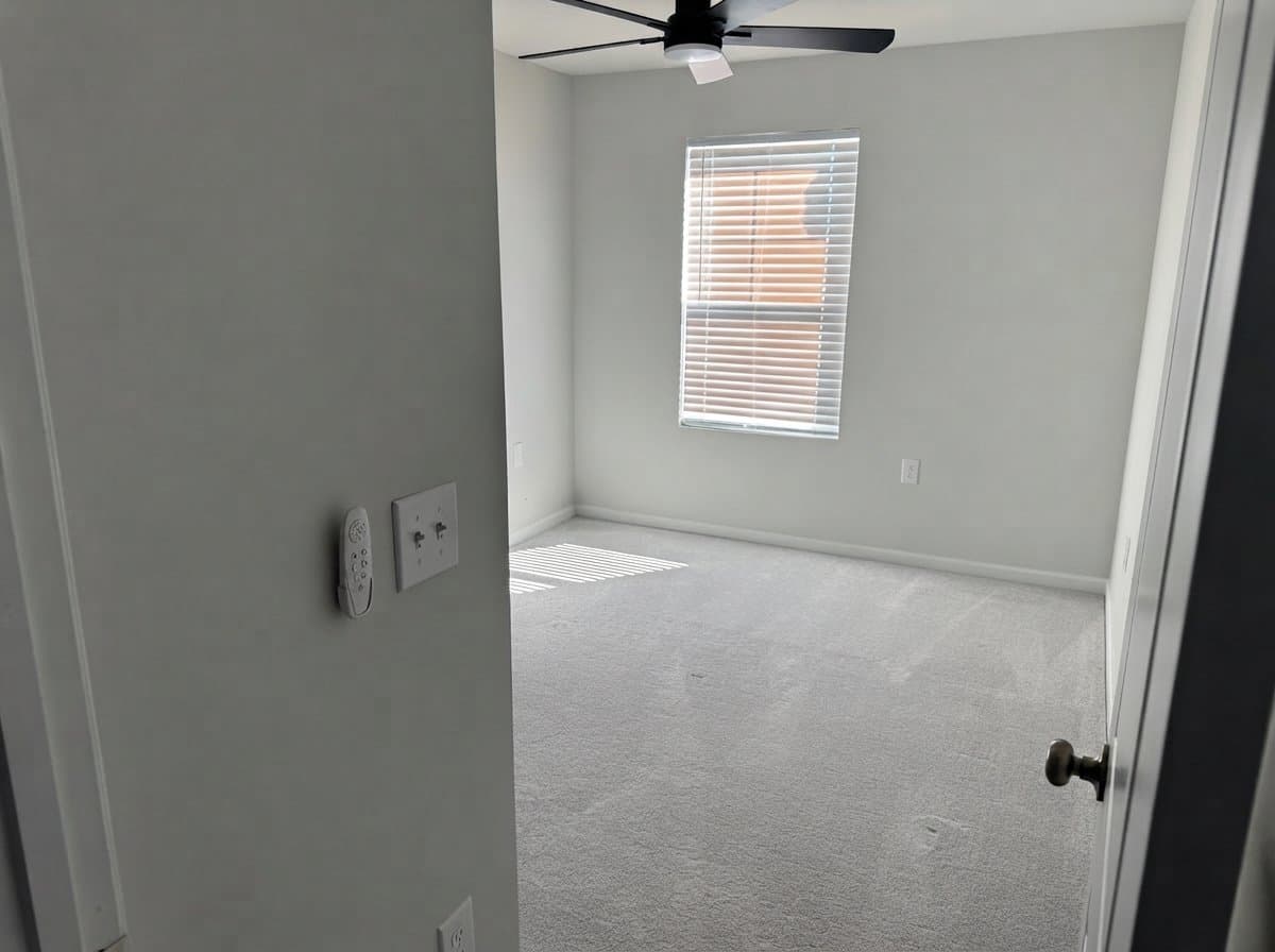 Smithfield Townhome: 137 Peebles Dr