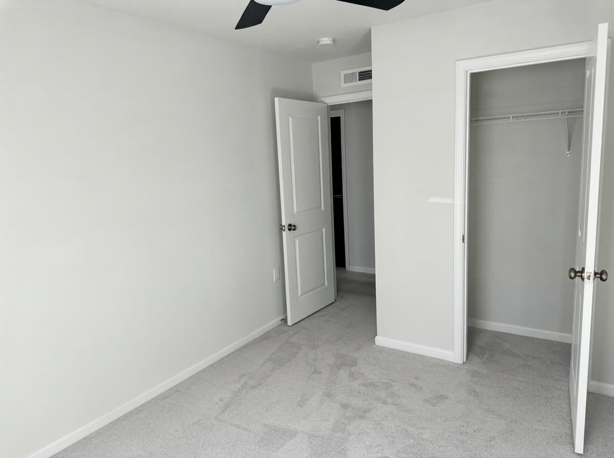 Smithfield Townhome: 137 Peebles Dr
