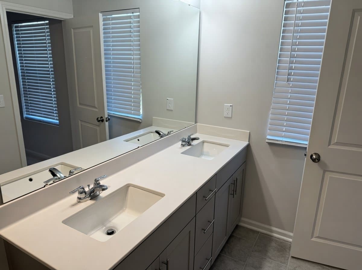 Smithfield Townhome: 137 Peebles Dr