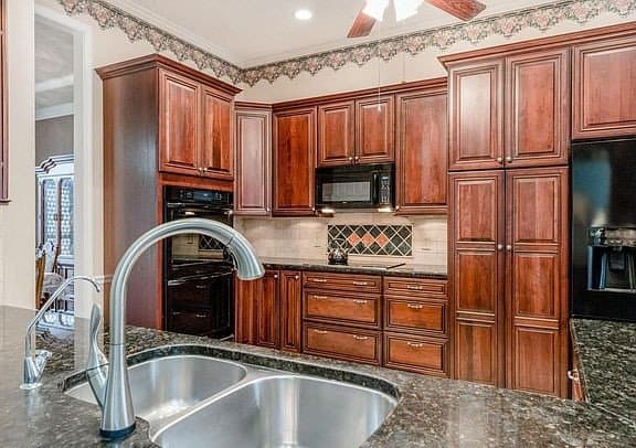 Jacksonville House: 2250 Flatwood Ct