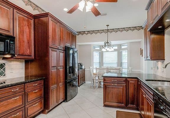 Jacksonville House: 2250 Flatwood Ct