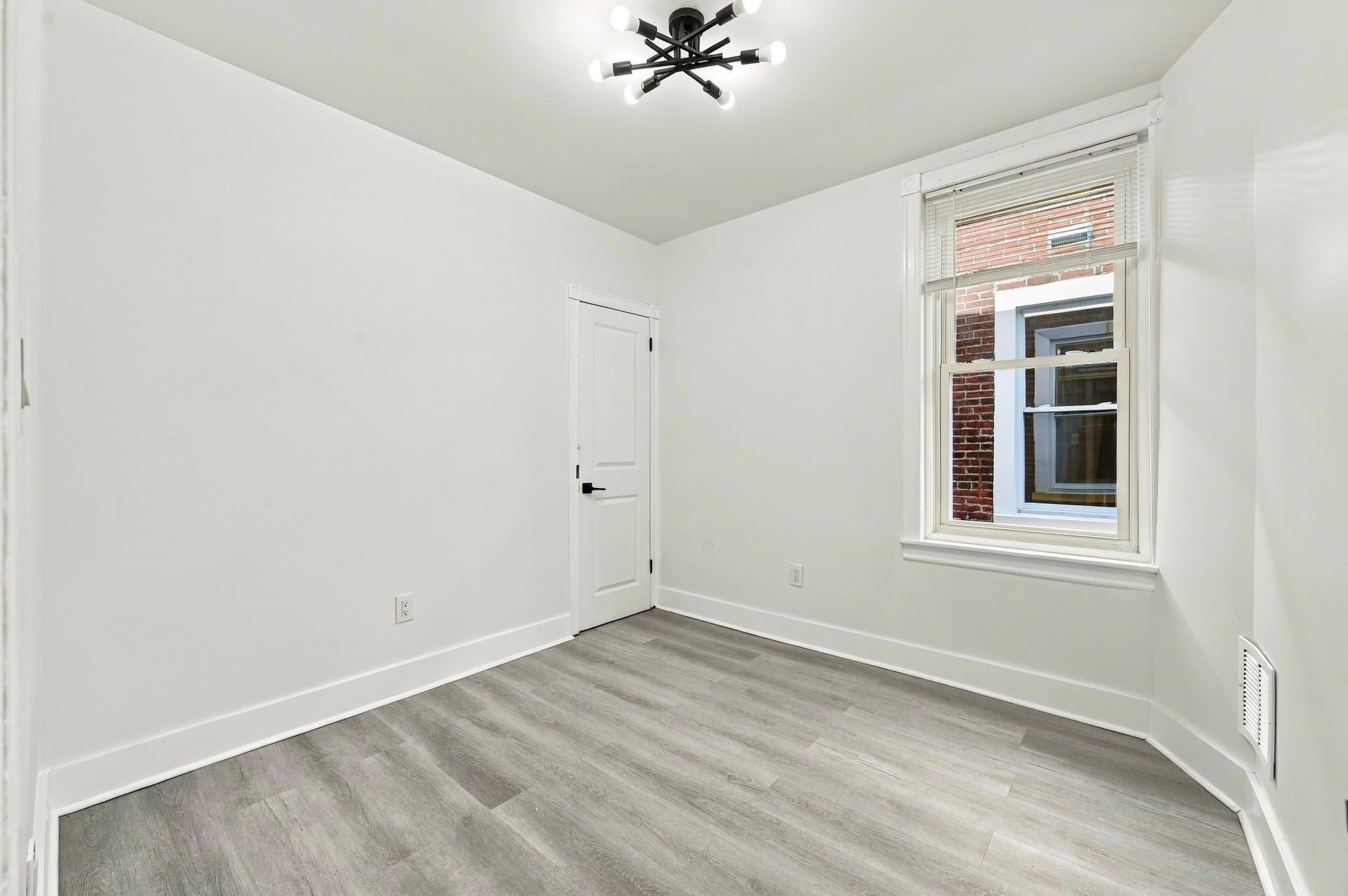Philadelphia Townhome: 6011 Callowhill St