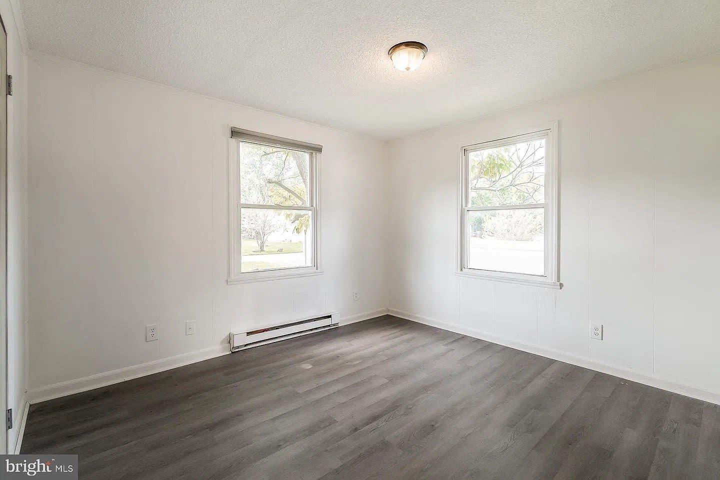 Atlanta House: 1970 Oana St SW