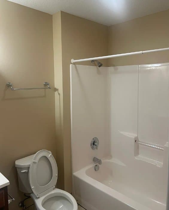 Coraopolis Apartment: 225 Herbst Rd