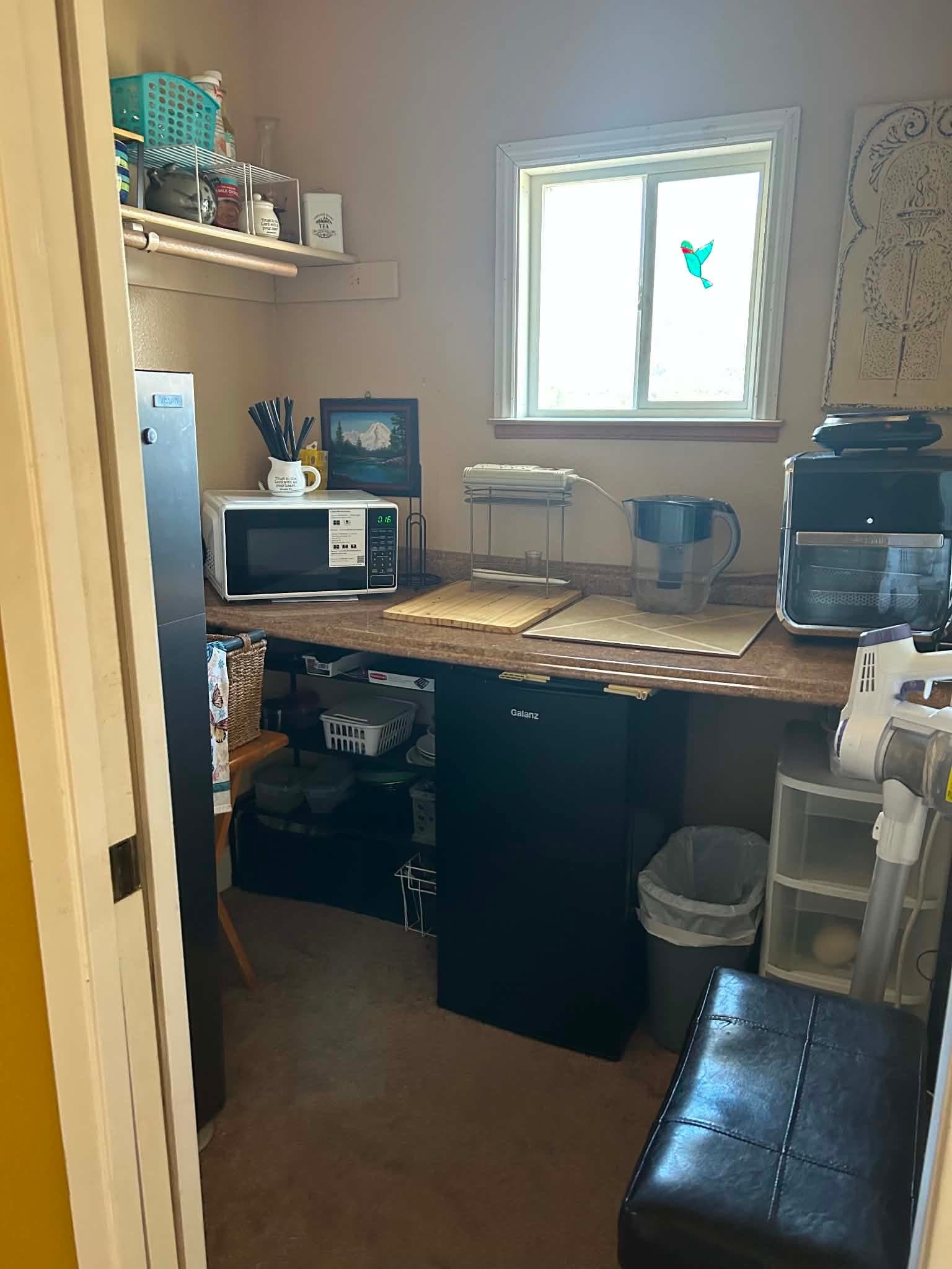 Redding Single Room: 1684 Dakota Way