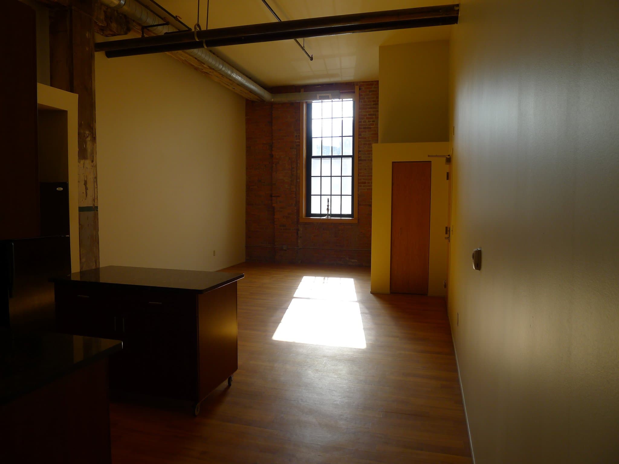 Detroit Apartment: 6200 2nd Ave