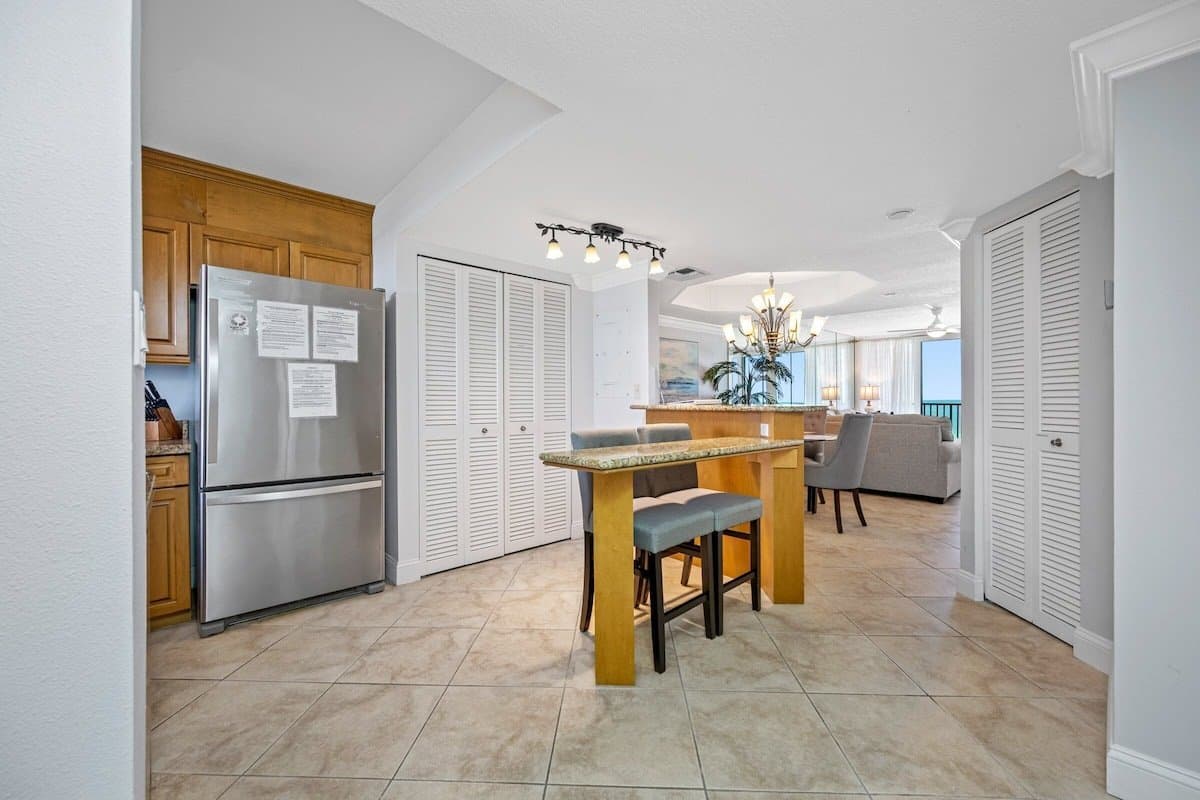 Clearwater Beach Condo: 1290 Gulf Blvd