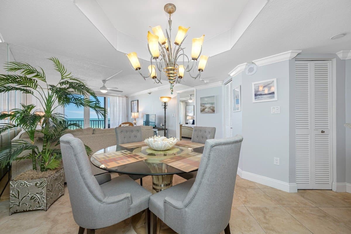 Clearwater Beach Condo: 1290 Gulf Blvd