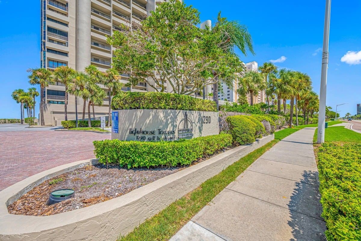 Clearwater Beach Condo: 1290 Gulf Blvd