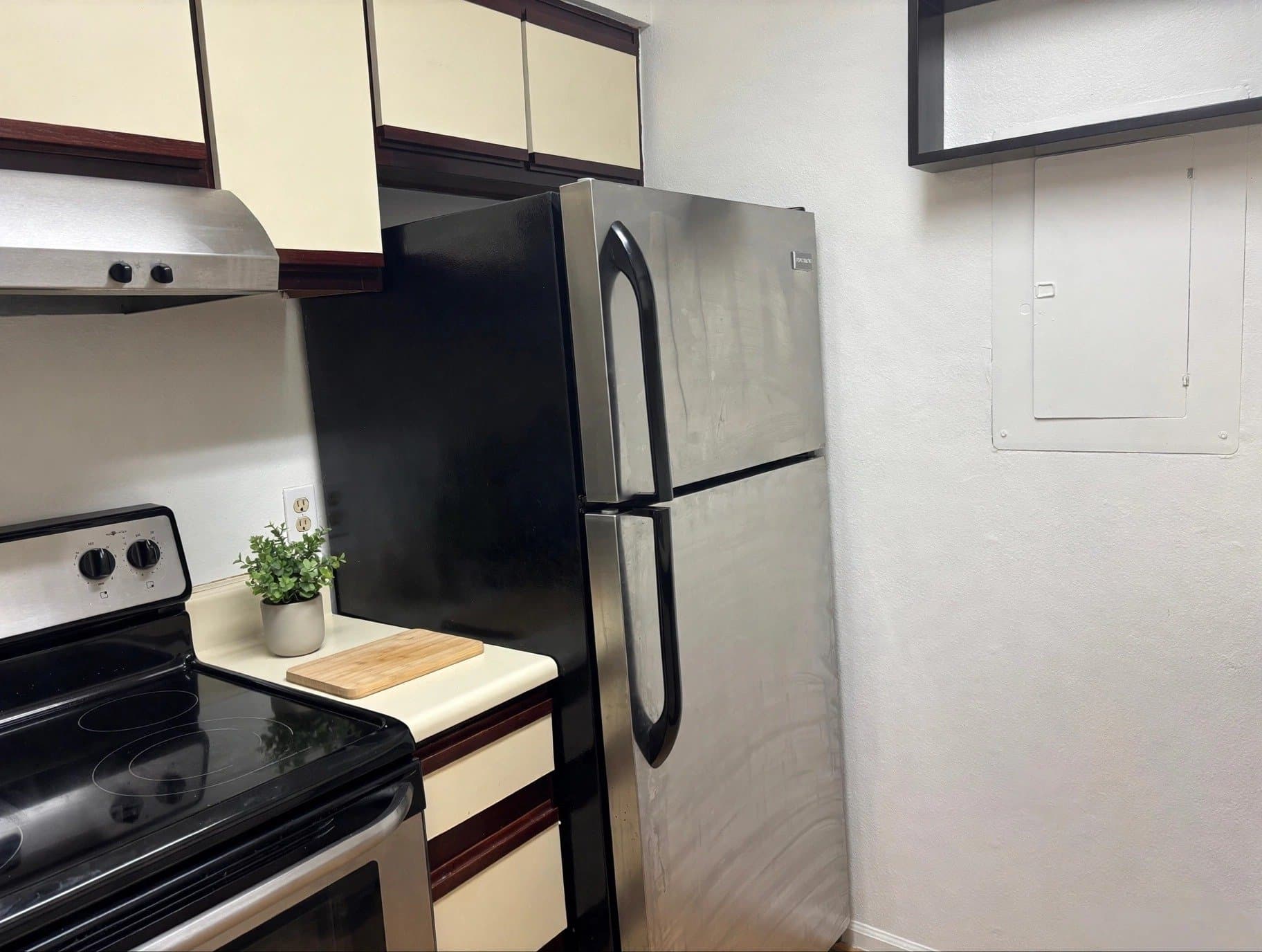 rockville Condo: 10703 hampton mill terrace
