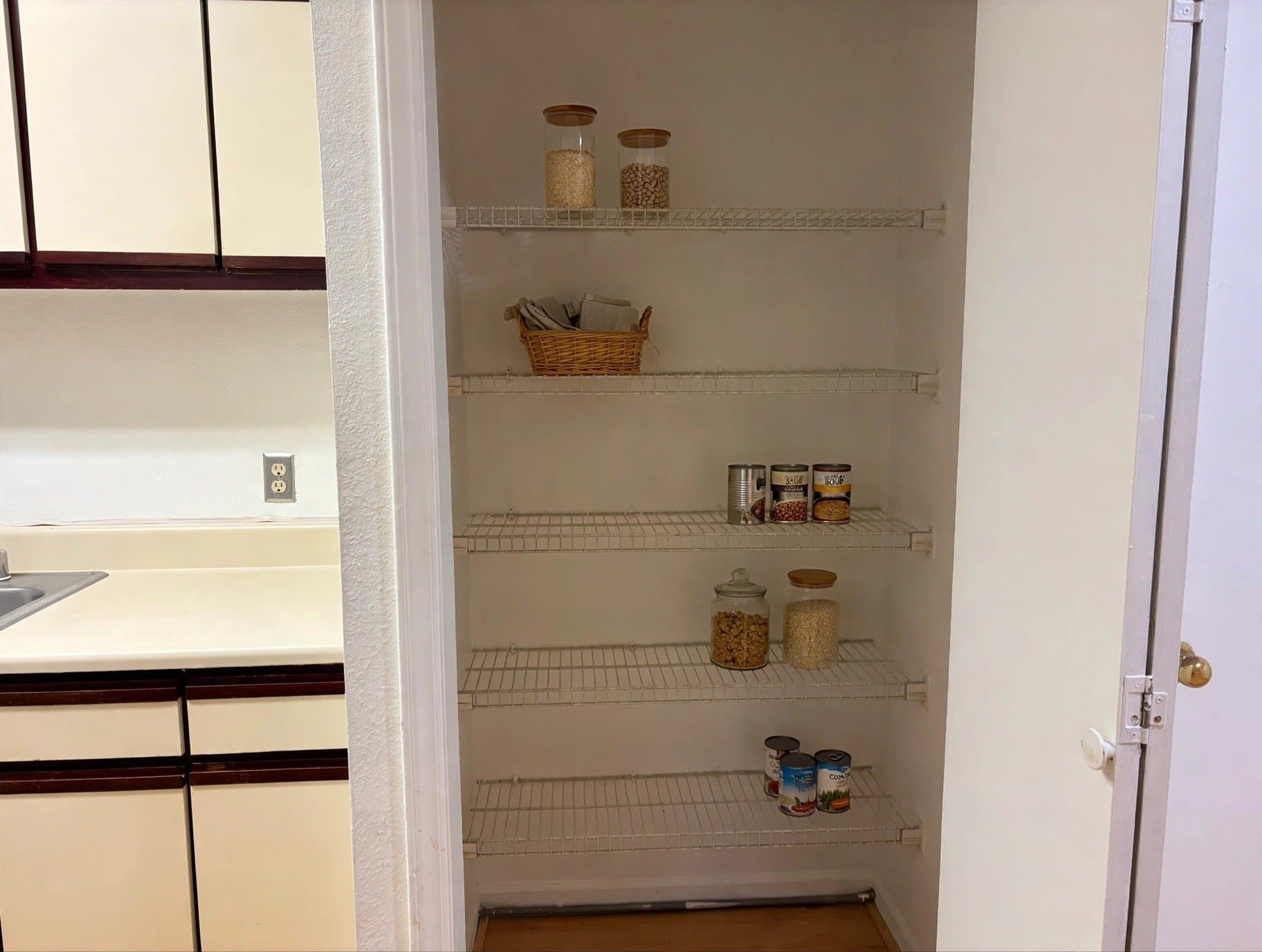 rockville Condo: 10703 hampton mill terrace
