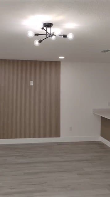 Ocala House: 2232 SE 68th St