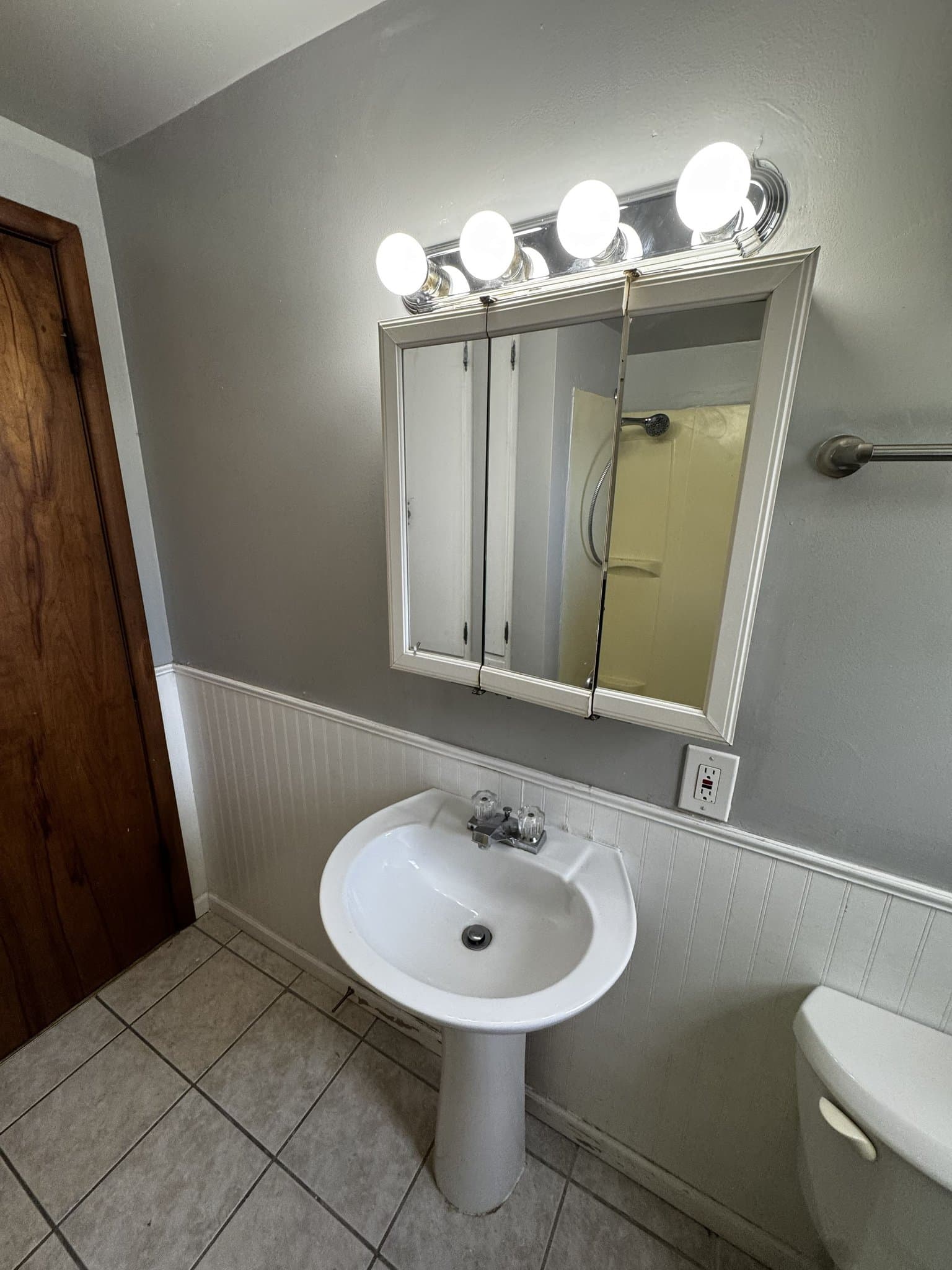 Columbus Multiplex: 716 Racine Avenue
