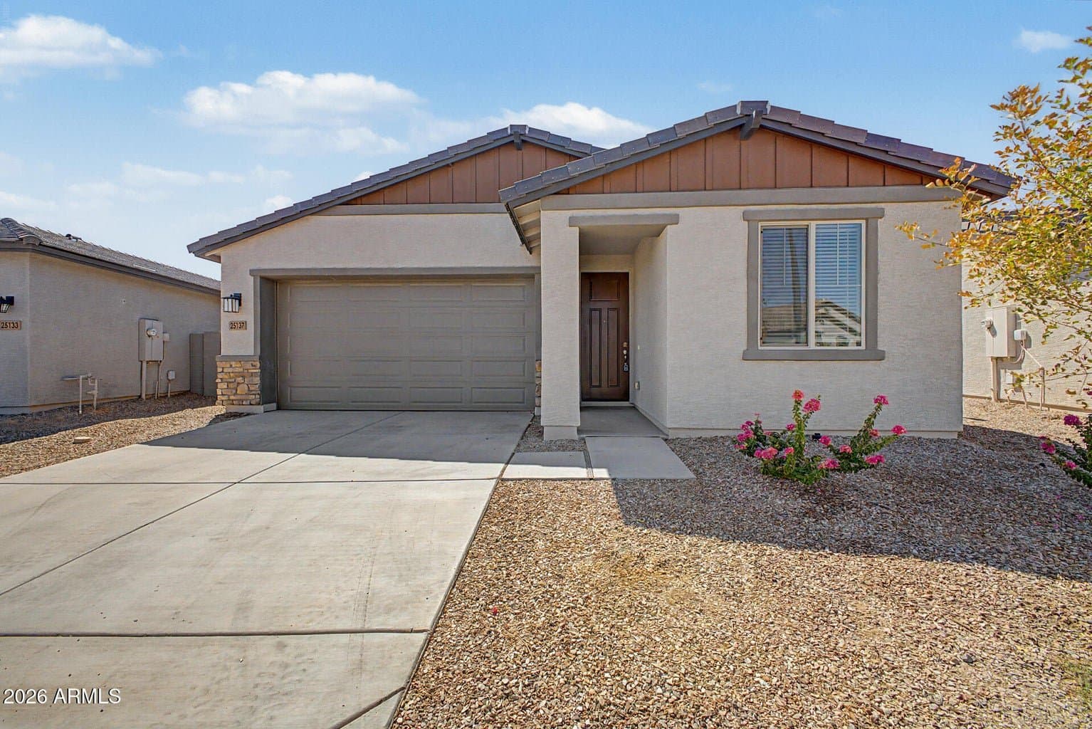 Buckeye House: 25137 W Wayland Dr