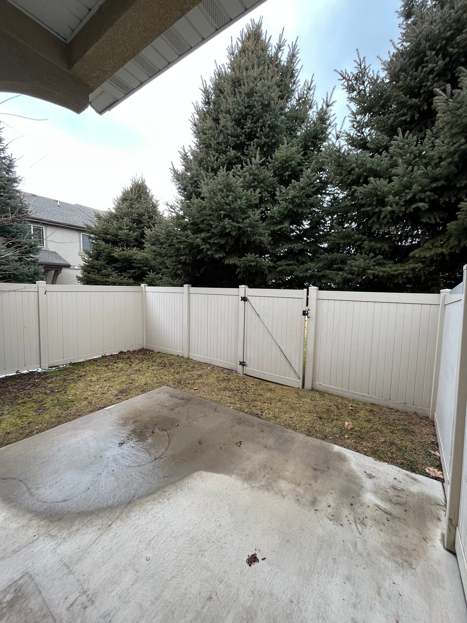 Orem Townhome: 722 S 1525 W
