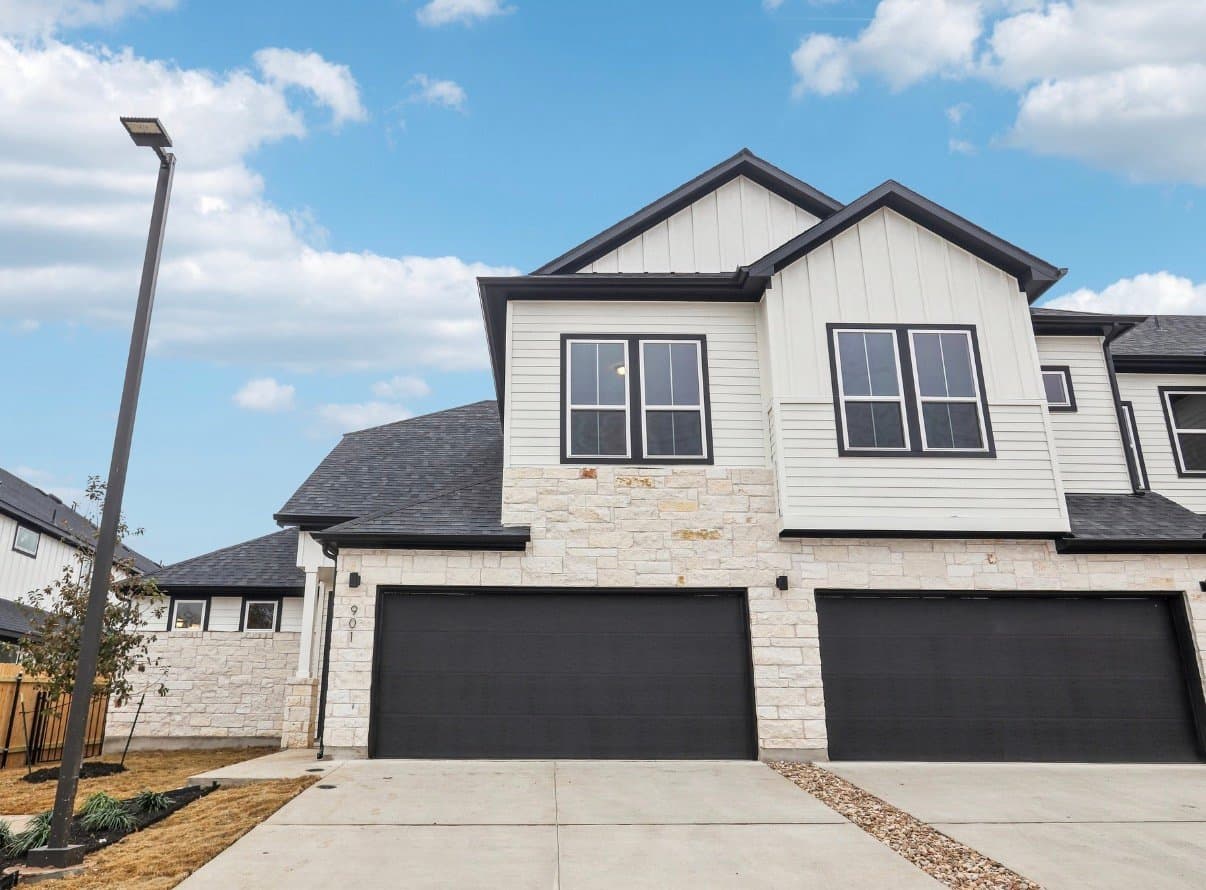 Round Rock Townhome: 2600 Gattis School Road