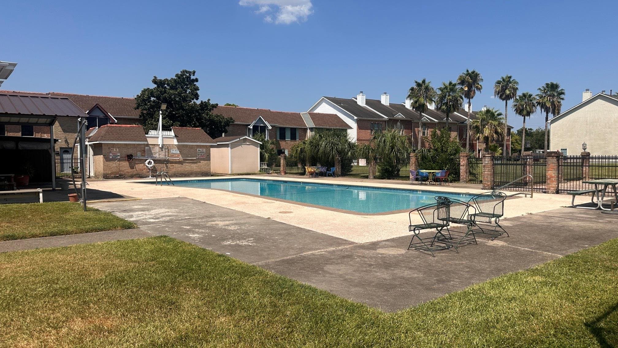 Pasadena Townhome: 4105 Keeler Ct