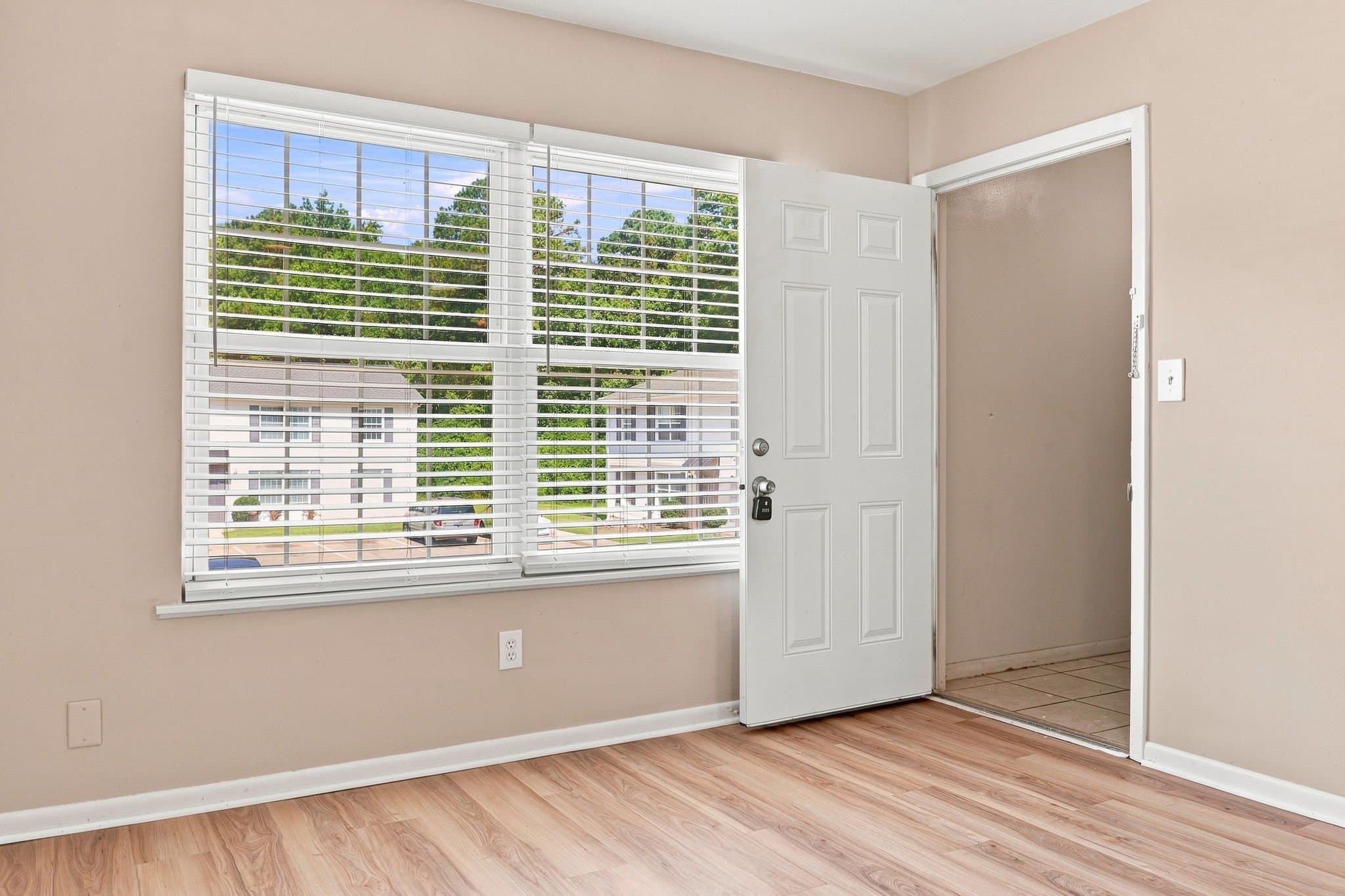 Suffolk Apartment: 200 Kilby Shores Drive