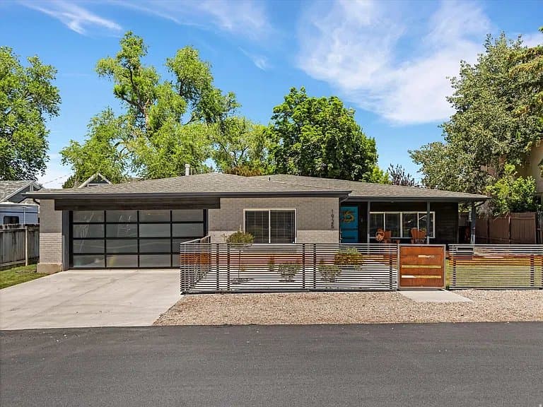 Salt Lake City House: 1925 E Osage Orange Ave