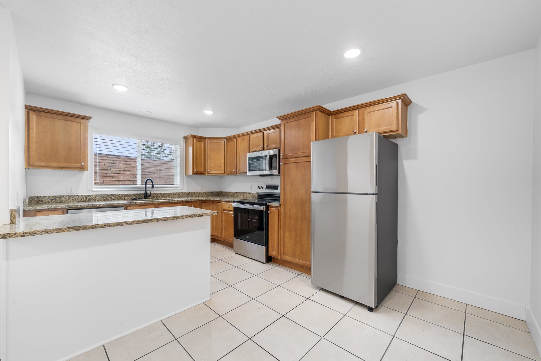 Millcreek Multiplex: 1154 E Glorieta Dr