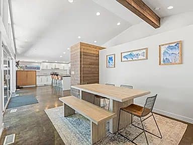 Salt Lake City House: 1925 E Osage Orange Ave