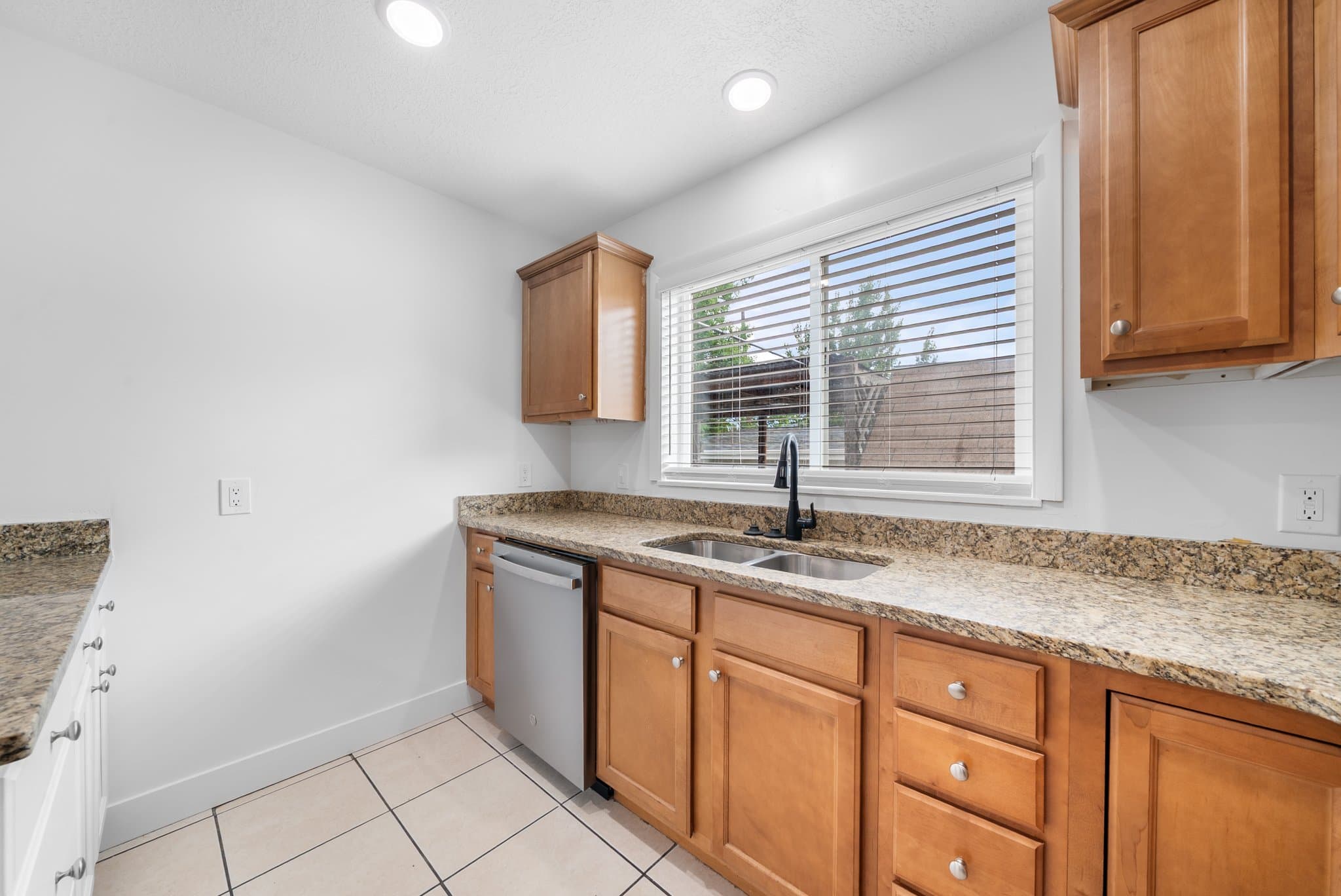 Millcreek Multiplex: 1154 E Glorieta Dr