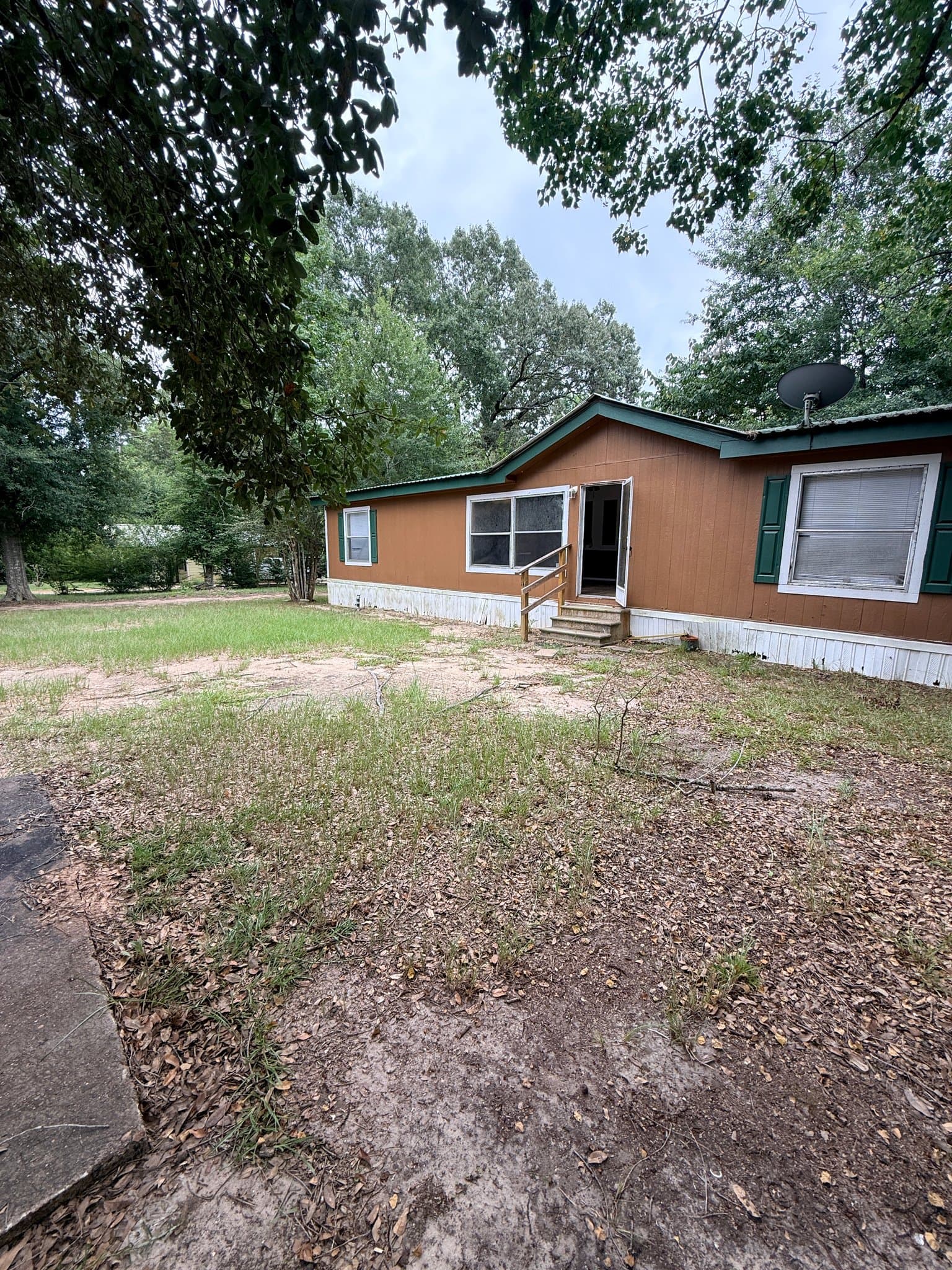 Jasper House: 1467 E Gibson St