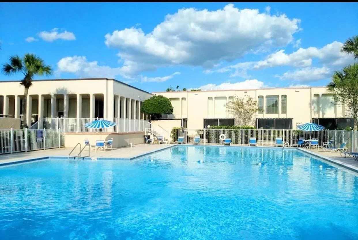 Altamonte Springs Condo: 534 Orange Dr