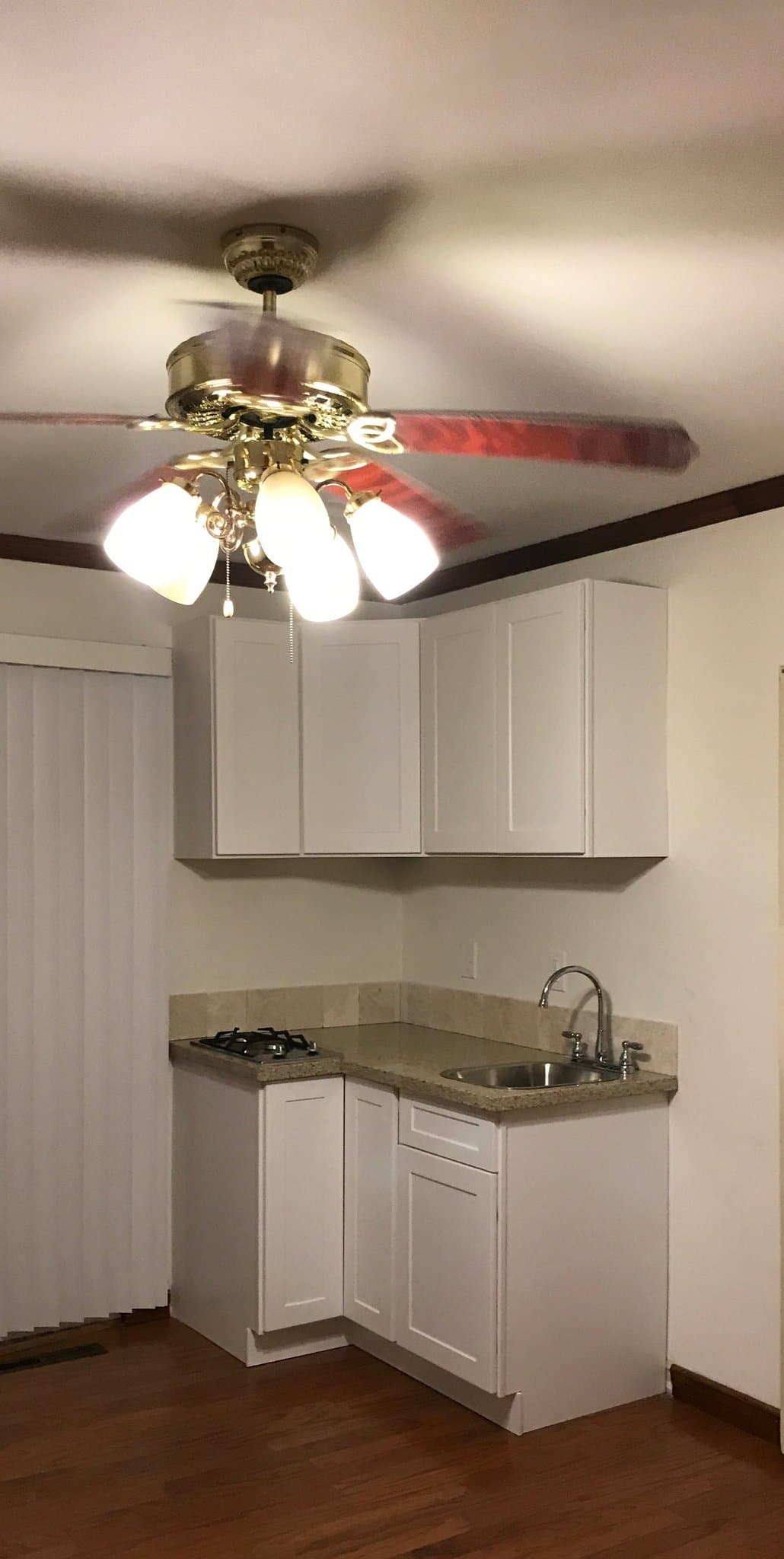 Santa Ana Single Room: 12011 Browning Ave