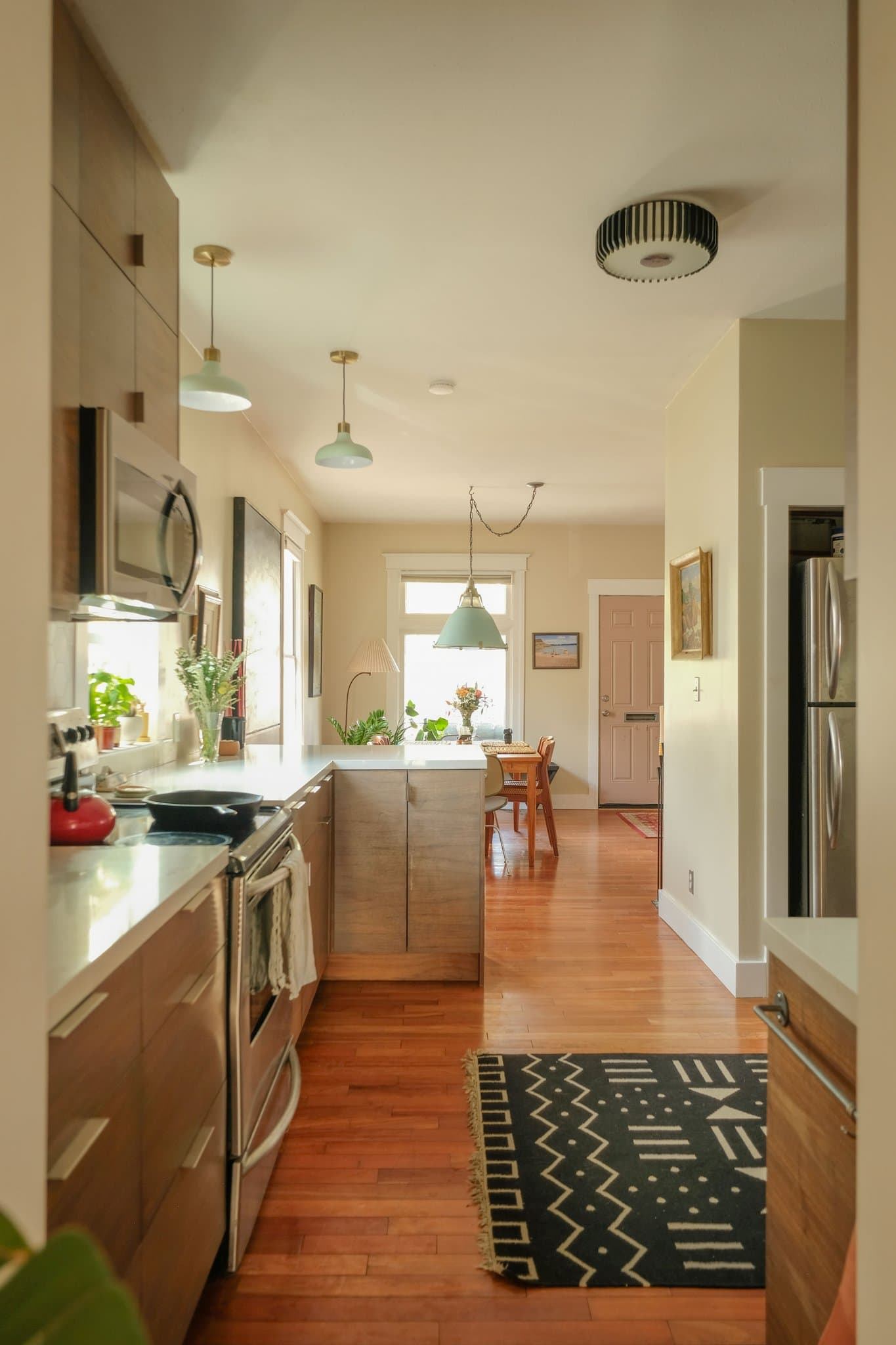 Salt Lake City House: 1307 W Indiana Ave