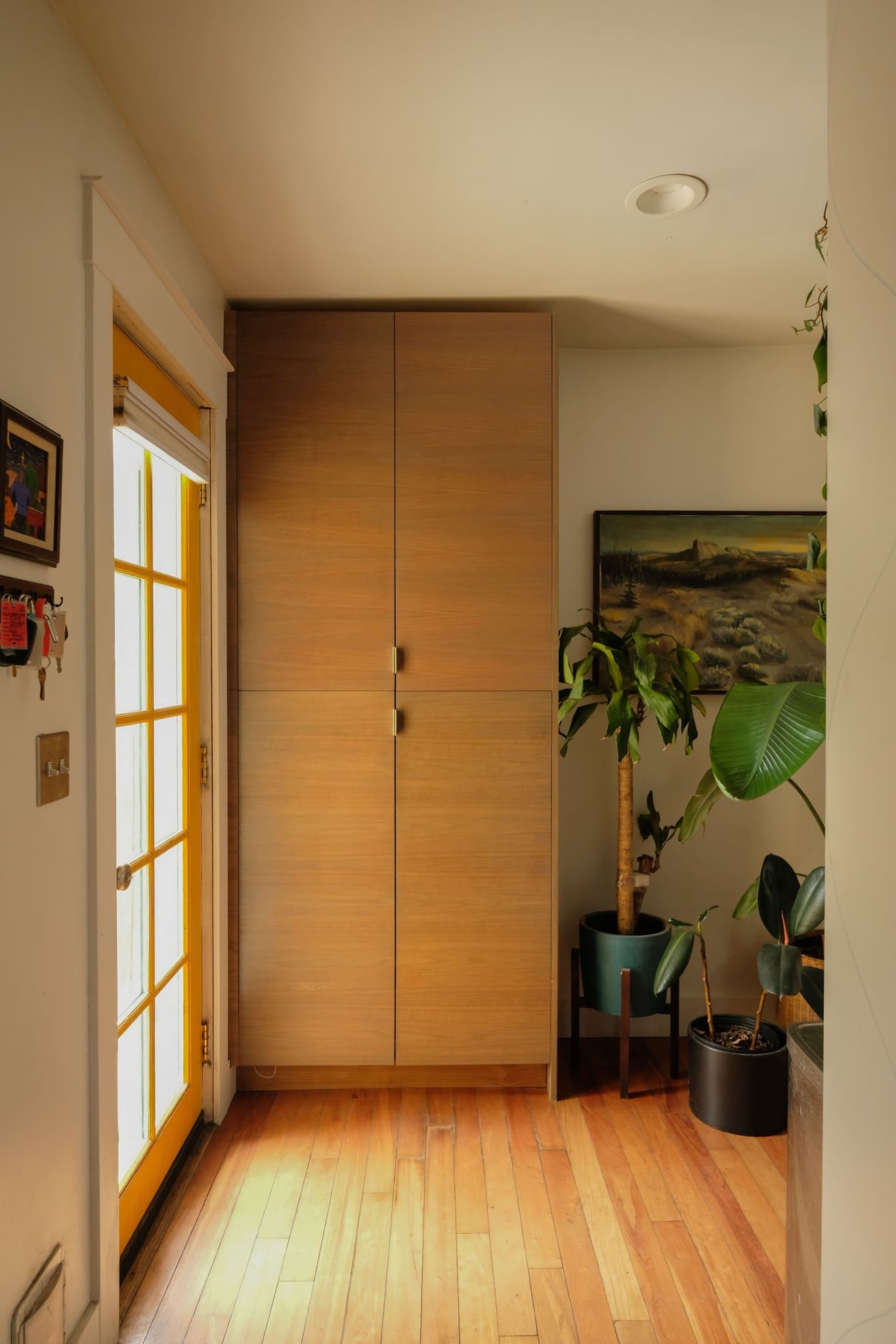 Salt Lake City House: 1307 W Indiana Ave
