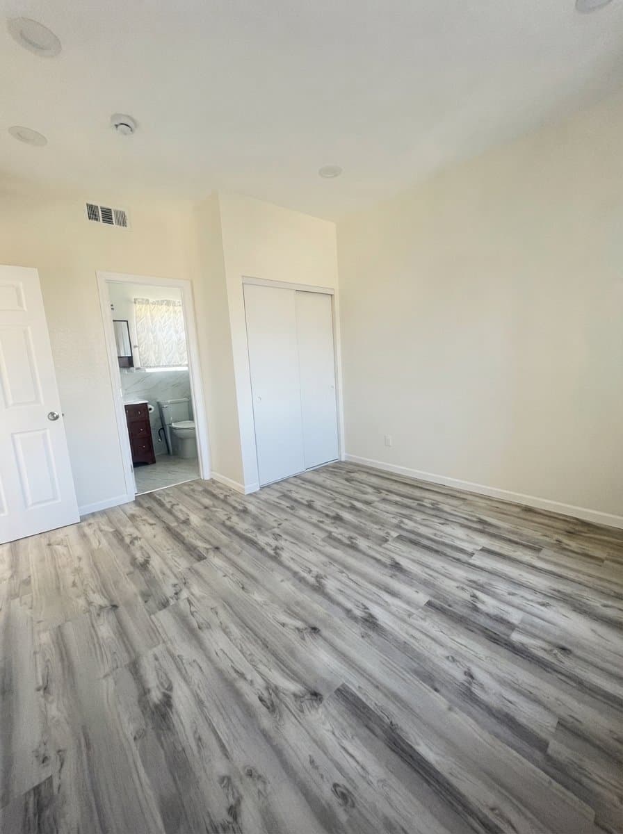 San Diego House: 3805 Boren St