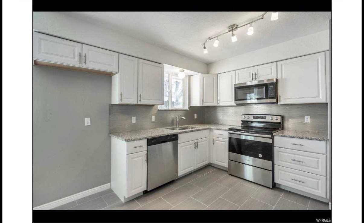 Salt Lake City House: 5485 S Rockford St
