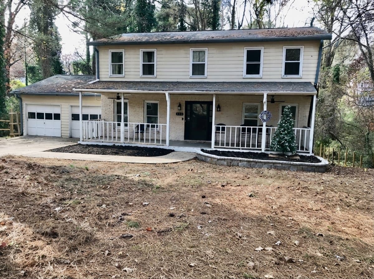 Stone Mountain House: 488 Allana Court