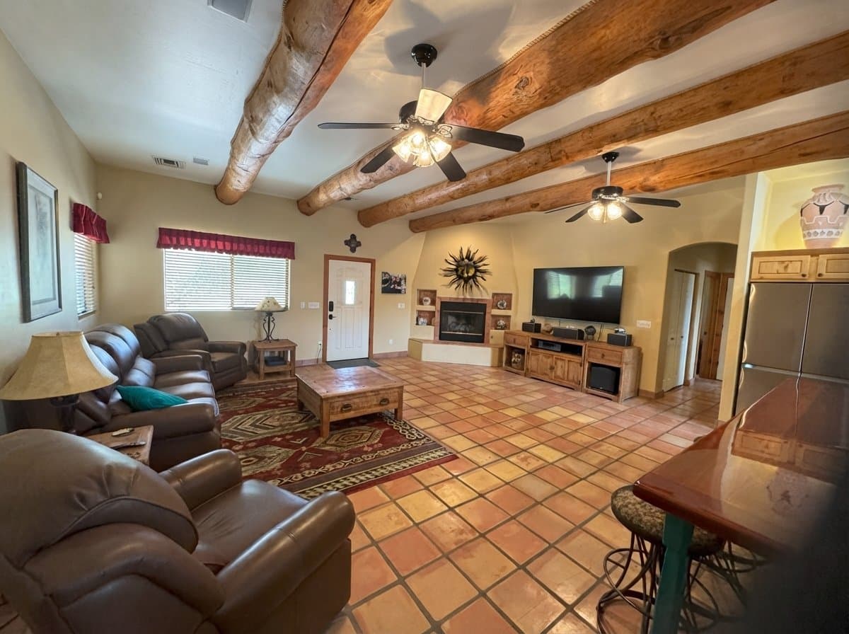 New River House: 49226 N 13th Ave