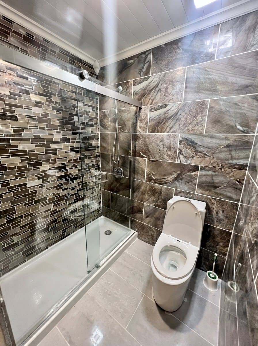Stone Mountain House: 488 Allana Court