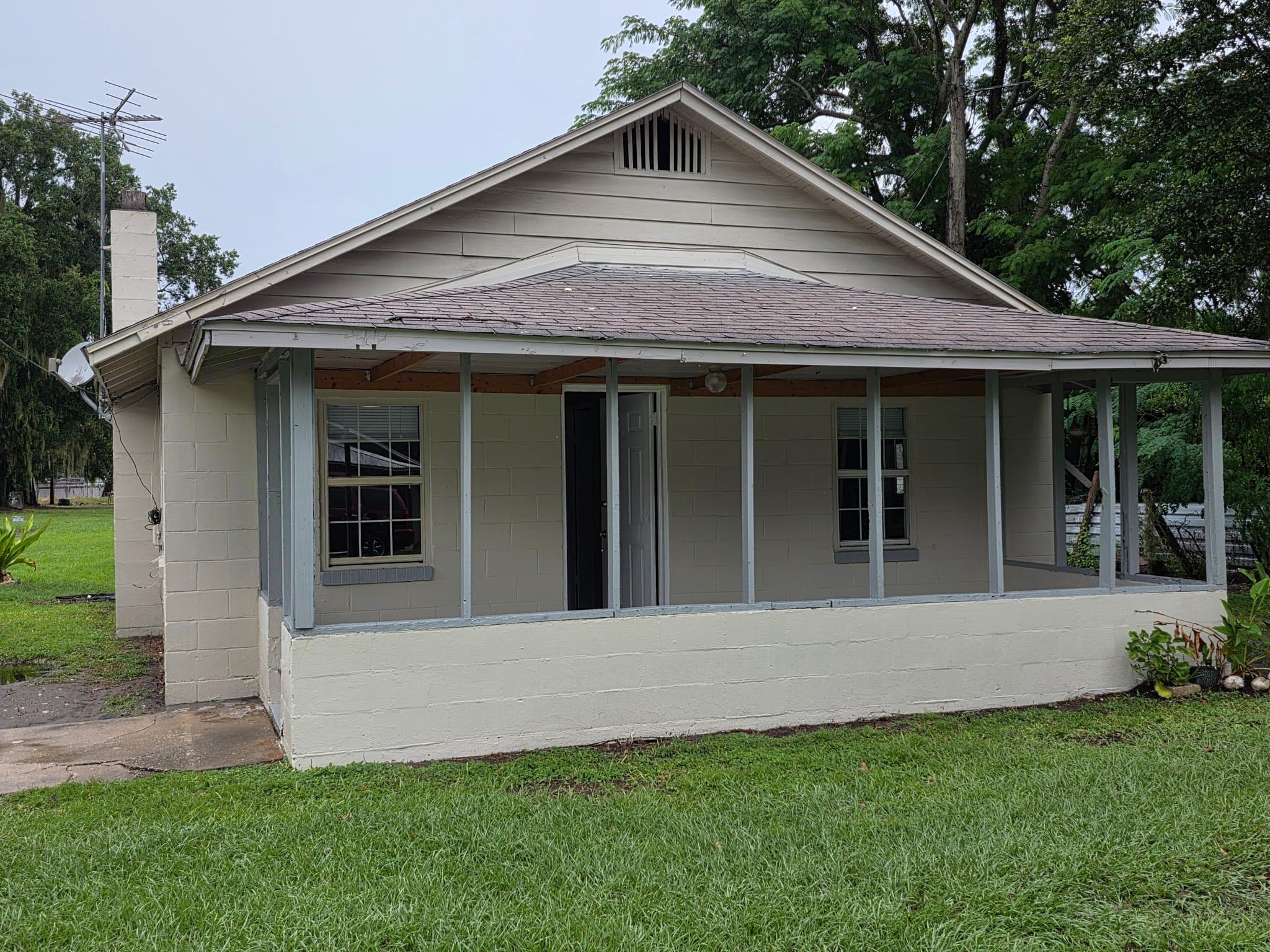 Lakeland House: 2207 West Lanier St