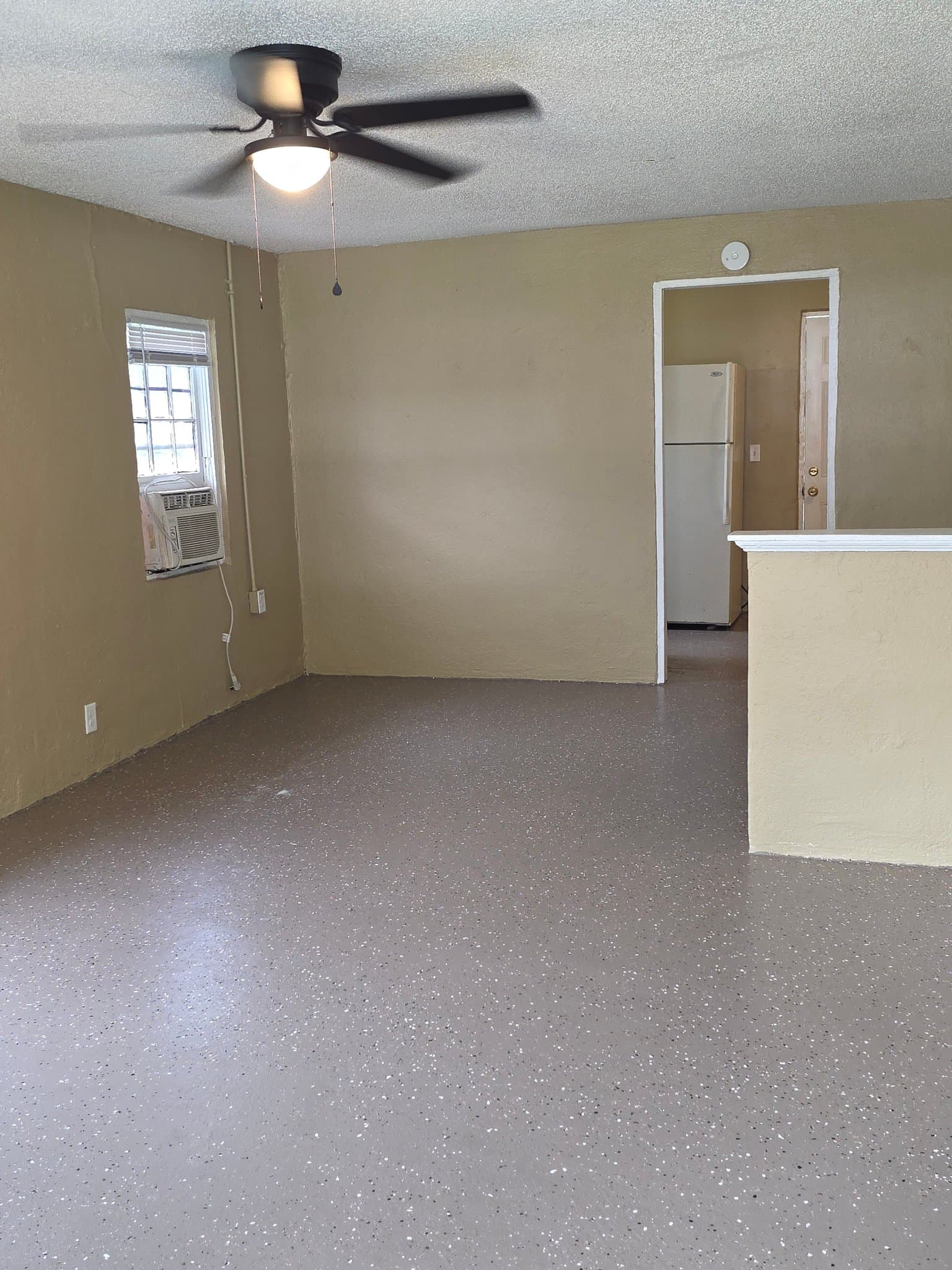 Lakeland House: 2207 West Lanier St