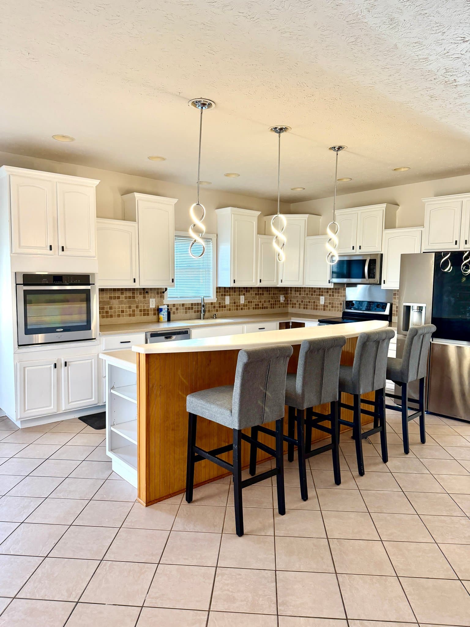 Greenwood House: 2019 Woodfield Dr