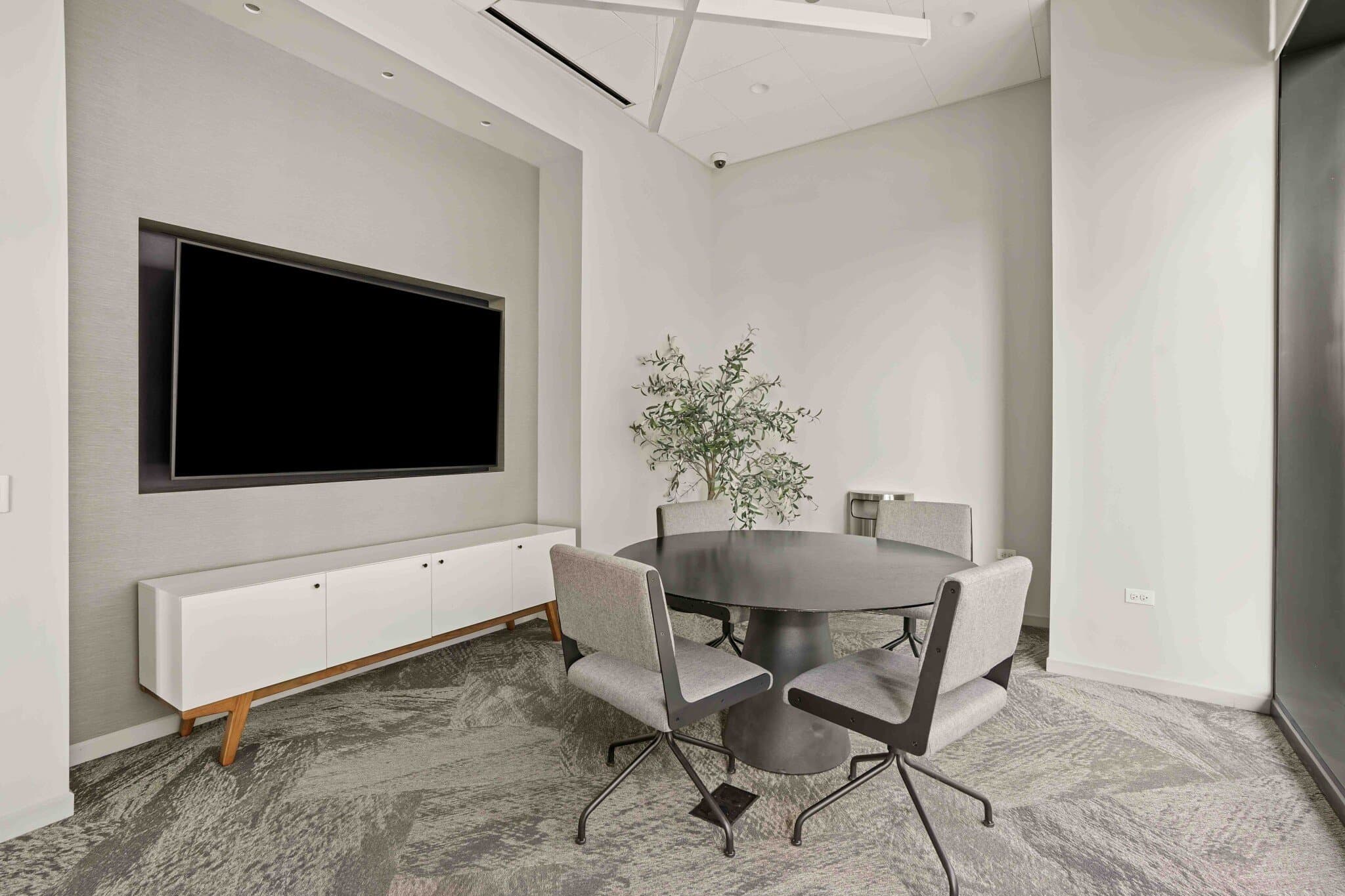 Chicago Condo: 2139 S State St